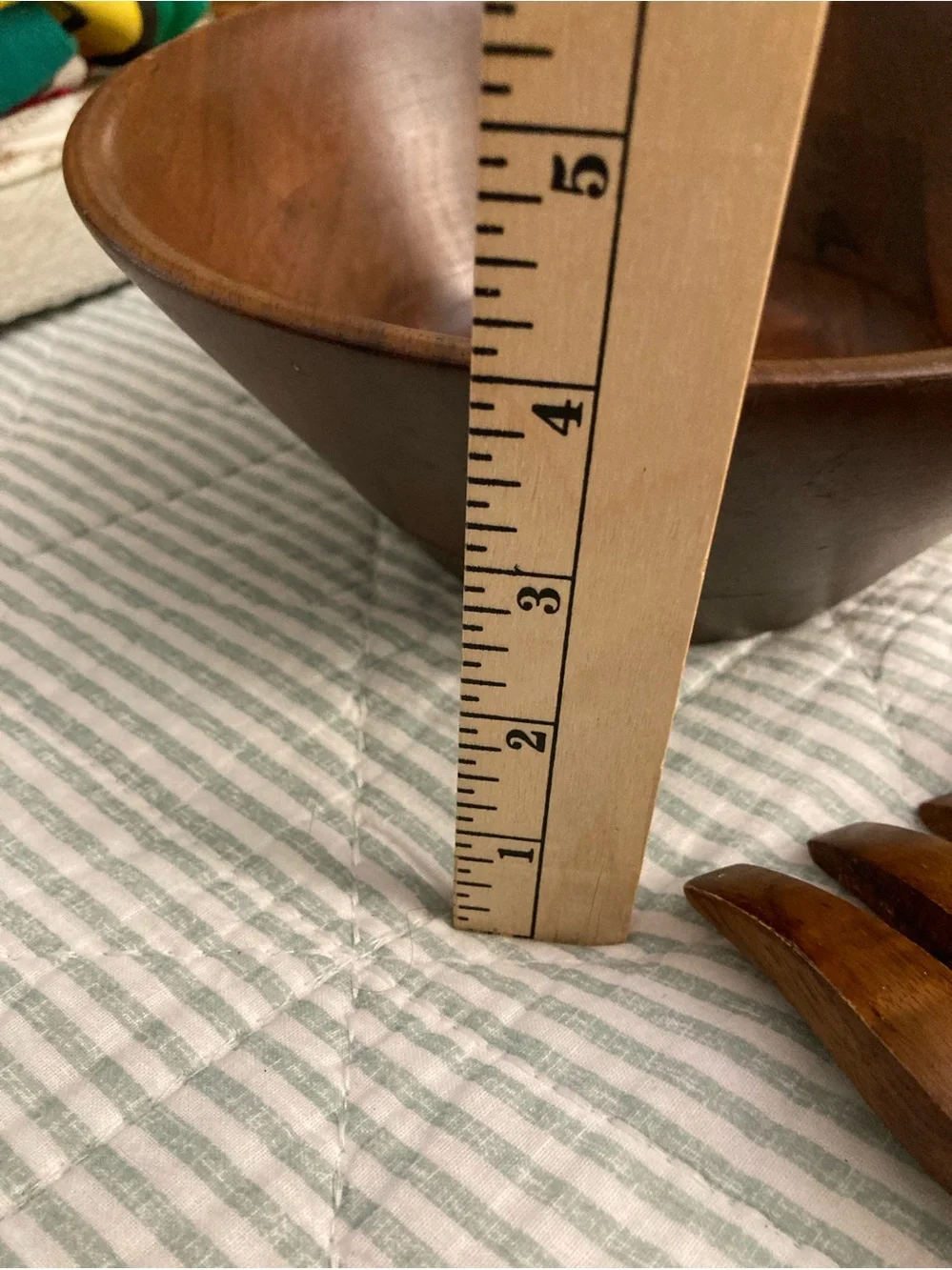 Acacia Wood Salad Bowl + Hands feature Curved Ergonomic Design for Tossing